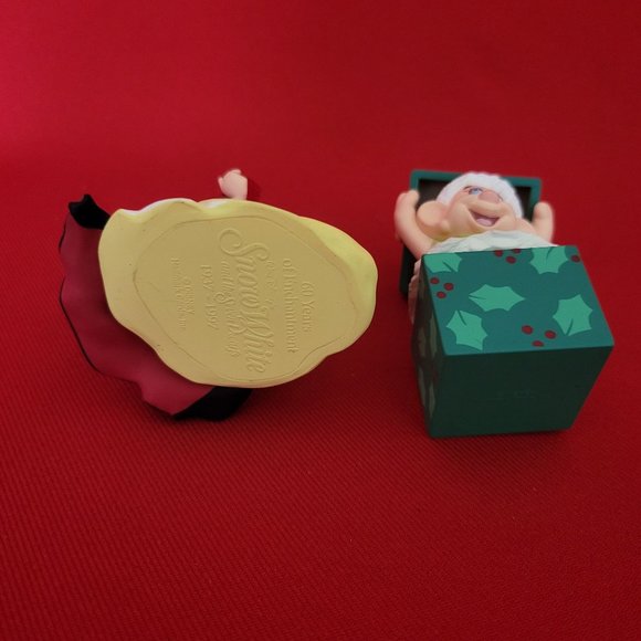 Hallmark Snow White & Dopey Dwarf Set of 2 Ornaments Anniversary Edition 1997 - Picture 8 of 12
